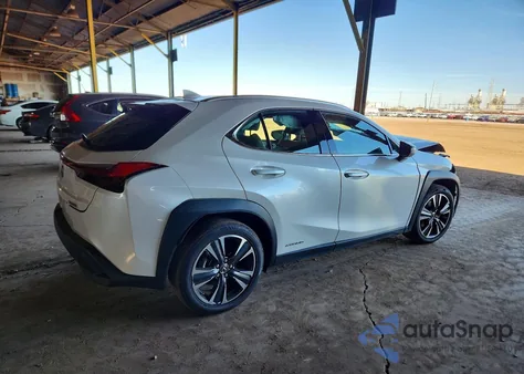 2019 Lexus Ux 250H z USA, uszkodzony, nr VIN JTHU9JBH6K2018573